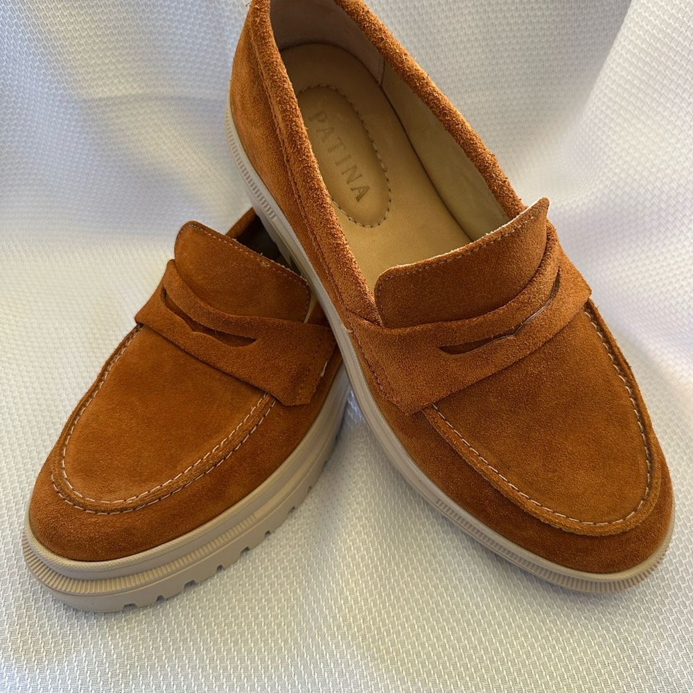 WOMAN PATINA ZOE LOAFER